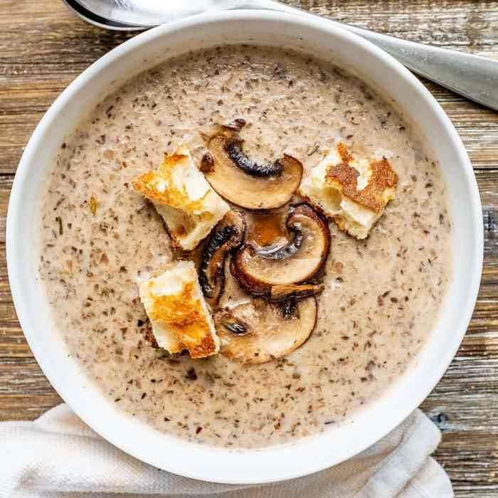 Homemade cream of mushroom soup recipe