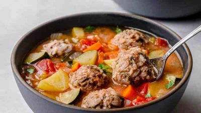 Recipe for albondigas soup